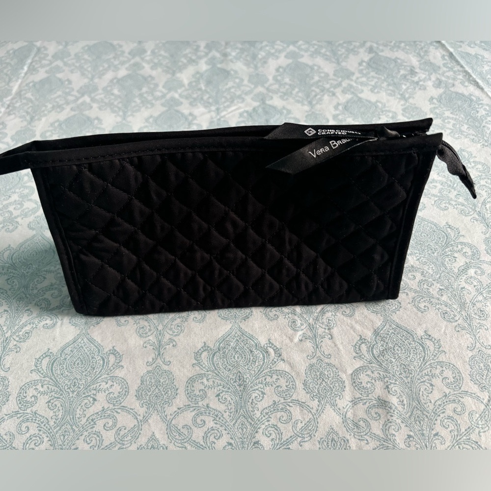 Vera Bradley trapeze cosmetic makeup organizer bag. - Picture 2 of 6